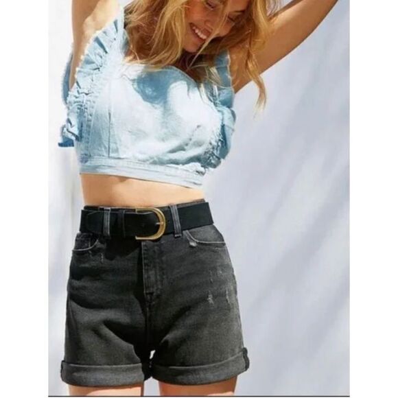 UO BDG Mom High Rise Shorts Black Distressed Cuffed Size 24 W - Picture 10 of 10